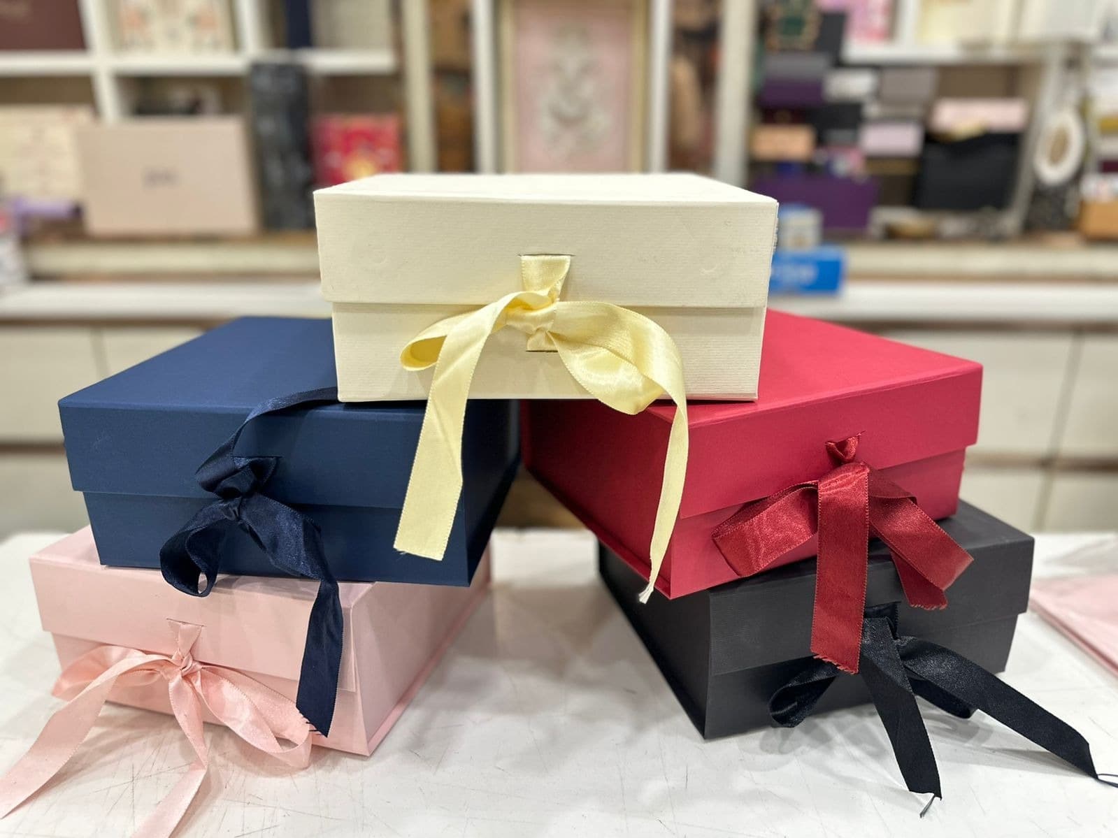 Foldable Ribbon Box