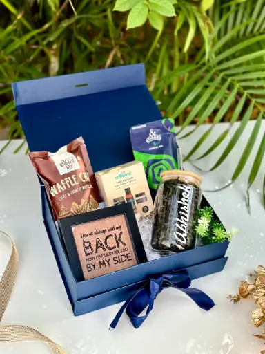 Signature Man Hamper